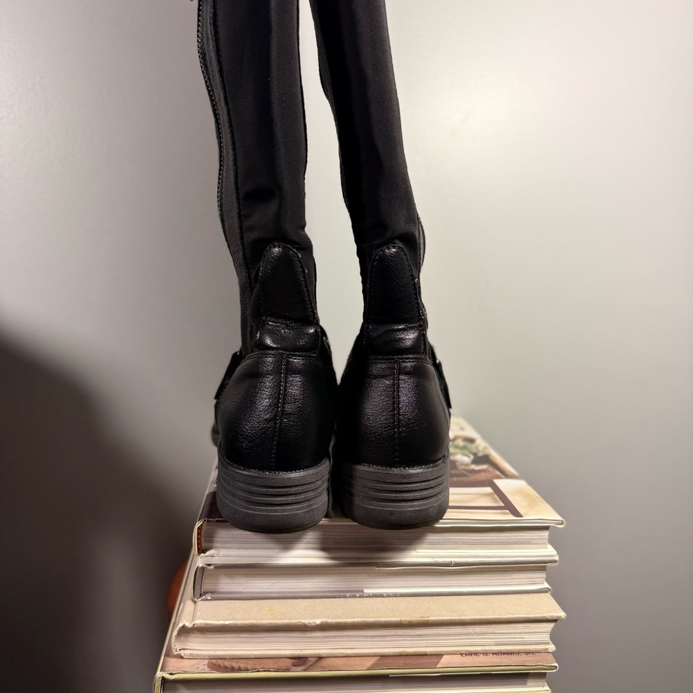 Earth Origin Black Leather Tall Women's Boots Size 10W - Picture 6 of 15
